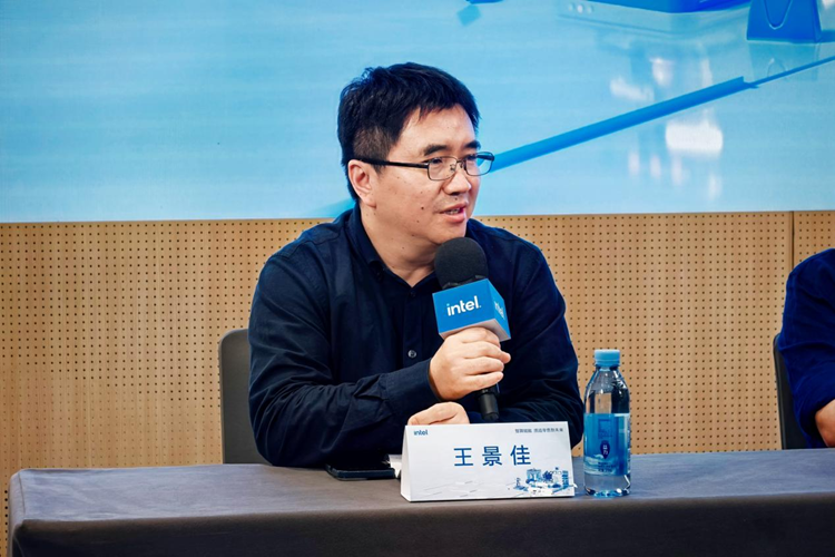 羅馬諾：沒有歐戰限制曼聯夏窗引援，奧納納離隊為了更多出場